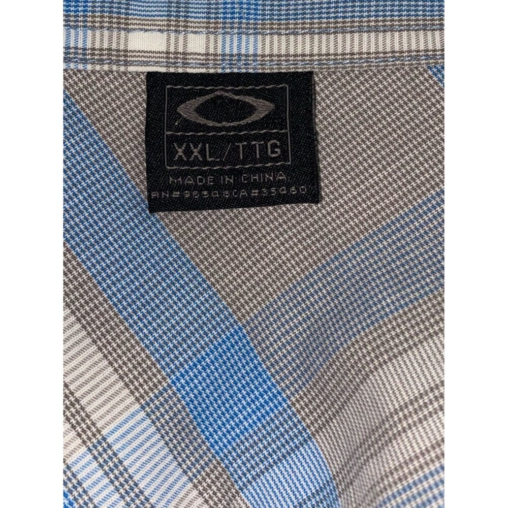 OAKLEY Mens Short Sleeve Blue Gray Plaid Button Up - Picture 3 of 3